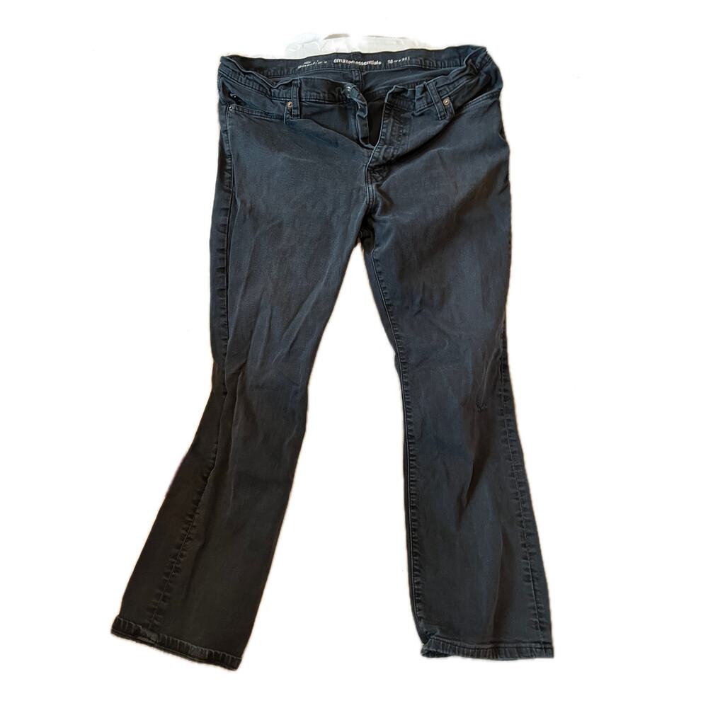 Amazon Essentials Straight Blue Jeans, Men's 38x32